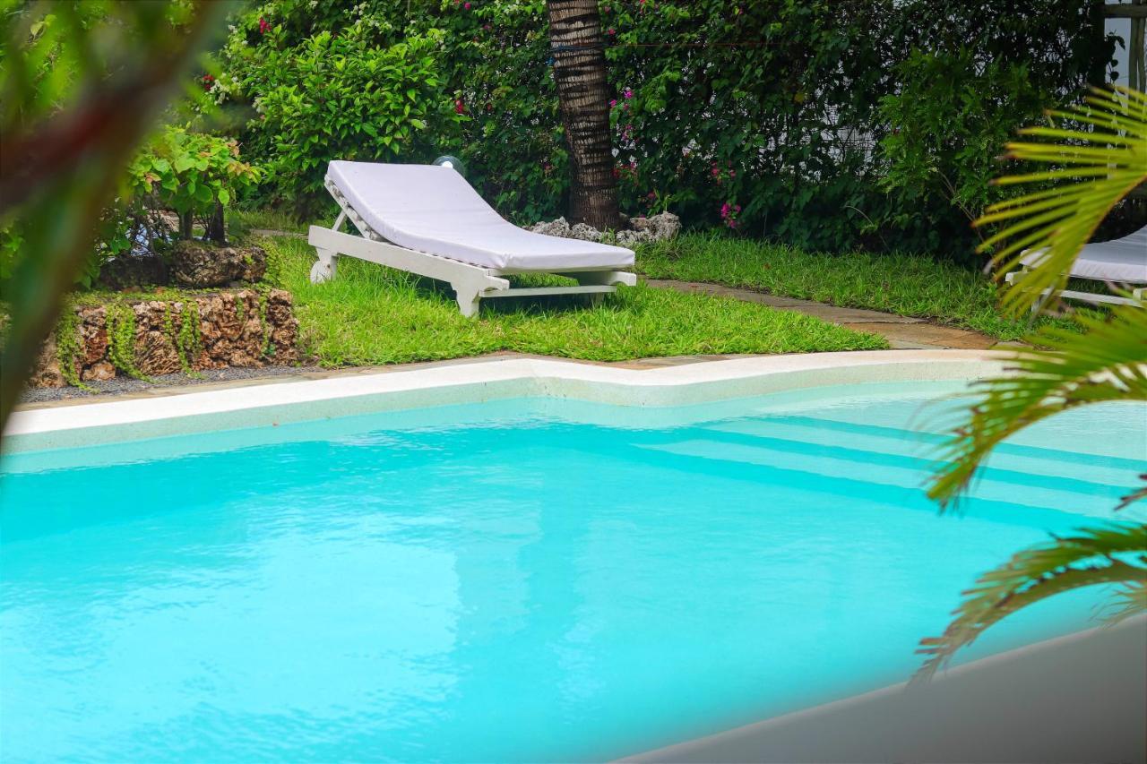 Nyumba Ya Afrika Bed & Breakfast Watamu Exterior photo