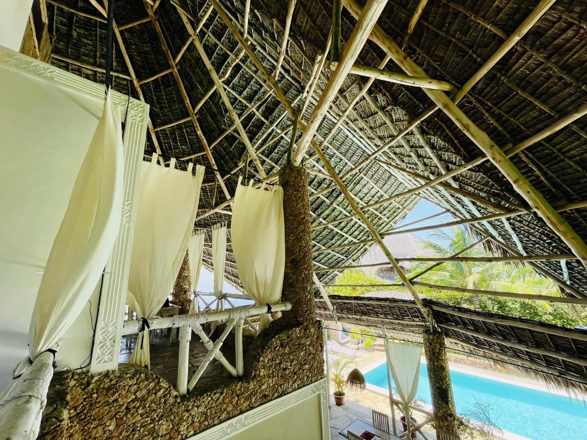 Nyumba Ya Afrika Bed & Breakfast Watamu Exterior photo